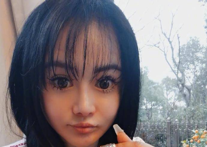 拳王邹市明妻子近照,吓到网友!