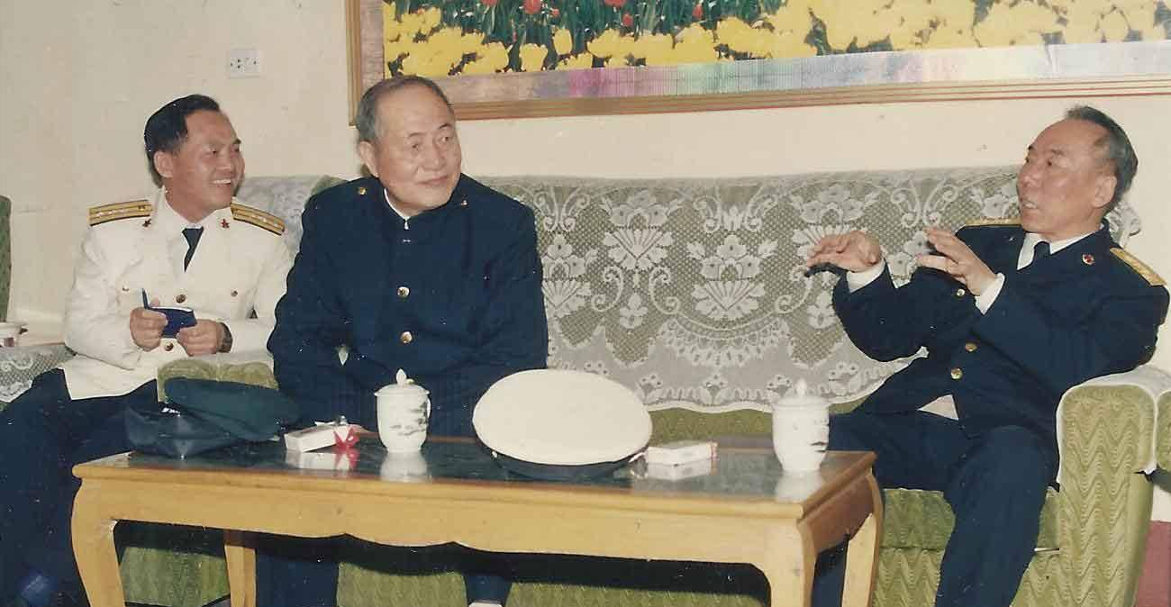1985年张连忠就已经是海军副司令员了,而他的上级就是第三任海军司令