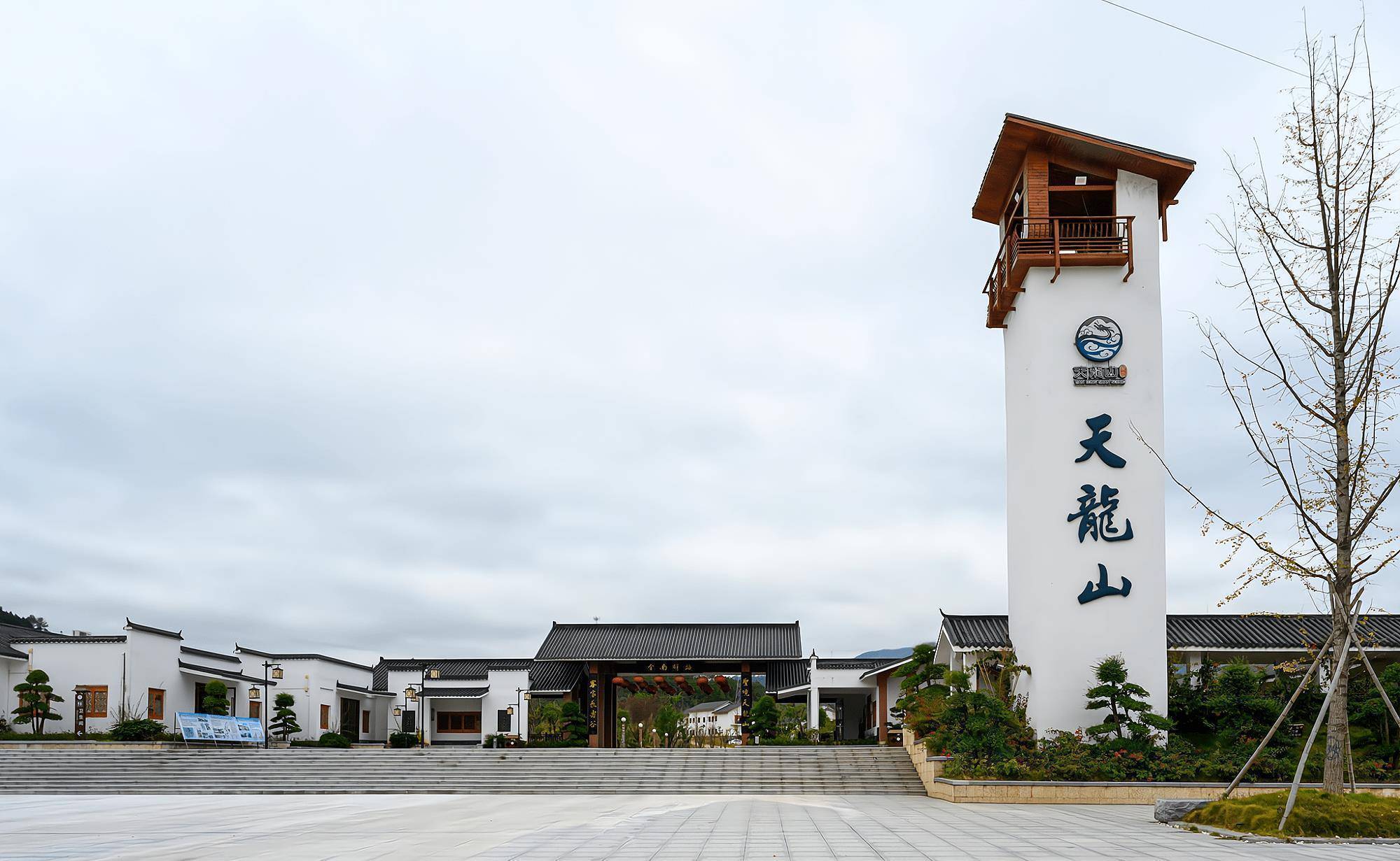 全南名胜古迹天龙山,赣州新晋网红打卡点,恍若走进武侠世界里_玻璃