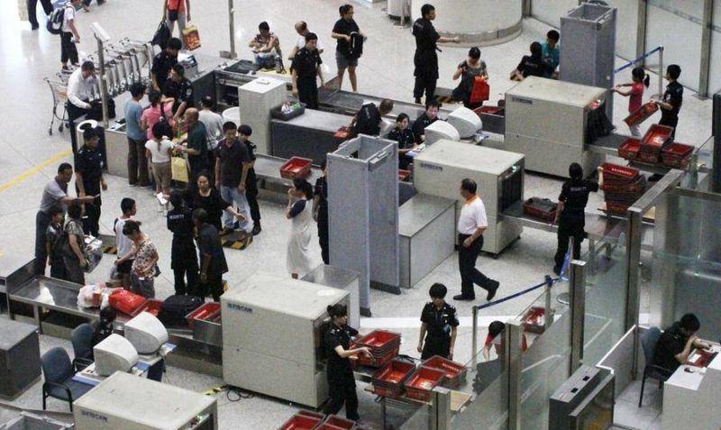 劫机犯高军到台湾被判10年,自杀7次,绝食7天,渴望