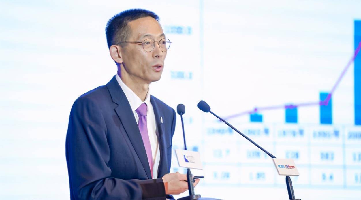 施一公:我35岁就是普林斯顿最年轻终生教授,你们谁可以做到?