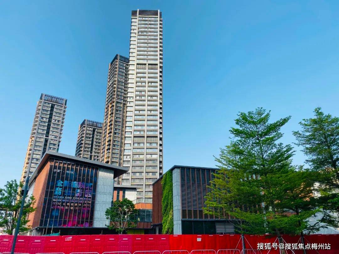 深圳颐湾府售楼处(欢迎您)颐湾府_24小时电话丨楼盘详情/房价/户型图