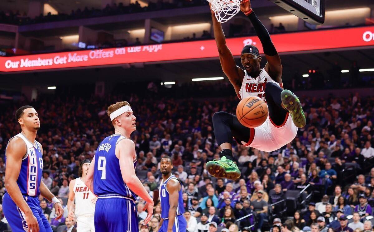 阿德巴约28 10 7无缘今日最佳球员!