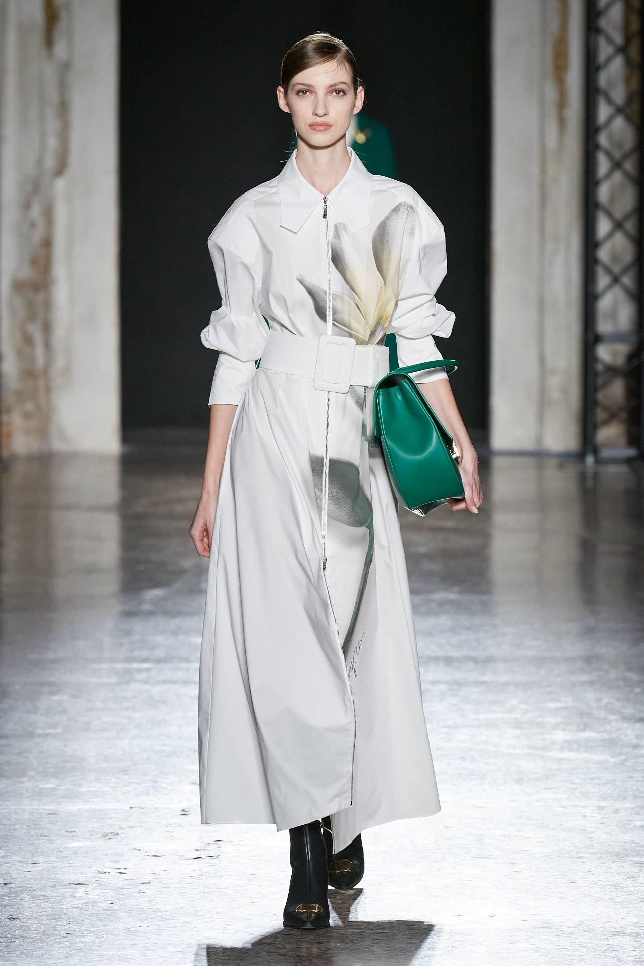 kavon 卡汶 《汉》中国知名女装设计师品牌kavon卡汶,创始人mary ho曾