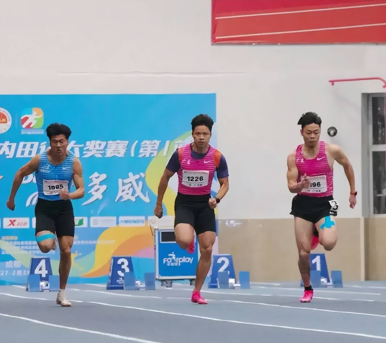 60米6秒66!中国短跑名将苏炳添成都复出摘银