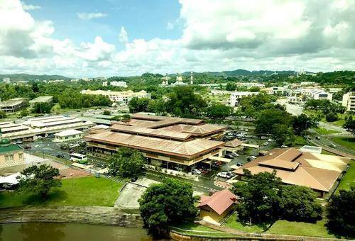 文莱是怎样的一个国家?_政府_石油_教育