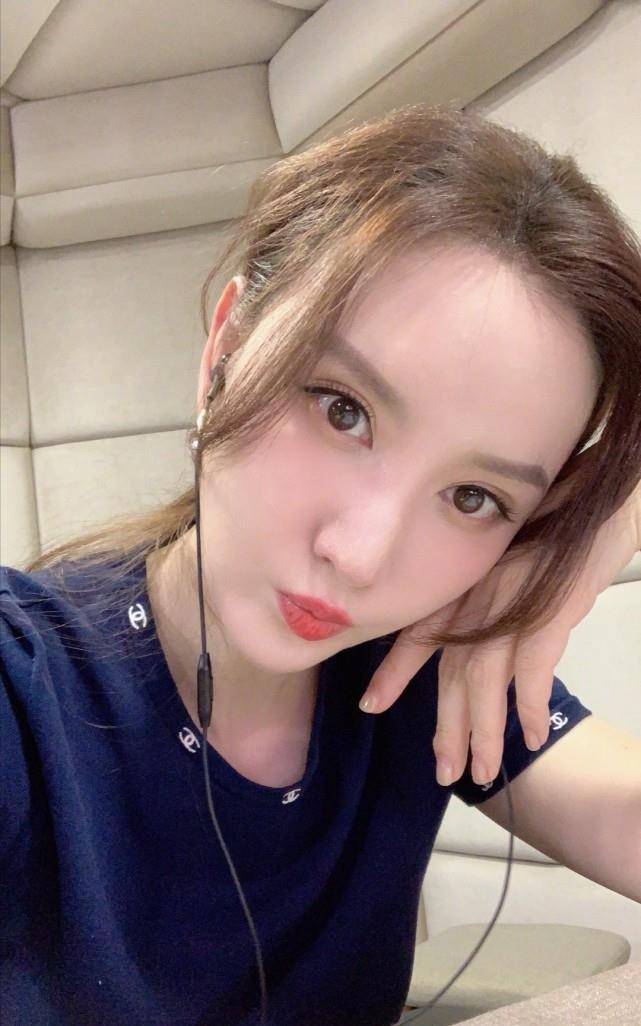 张萌发文diss林有有,称自己选角色有底线,引争议后秒删博_问题_微博