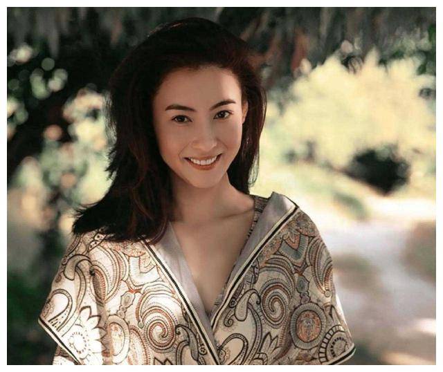张柏芝借精生子怀4胎!女儿梦成真遭遇诈骗风波._勇气_挑战_人生