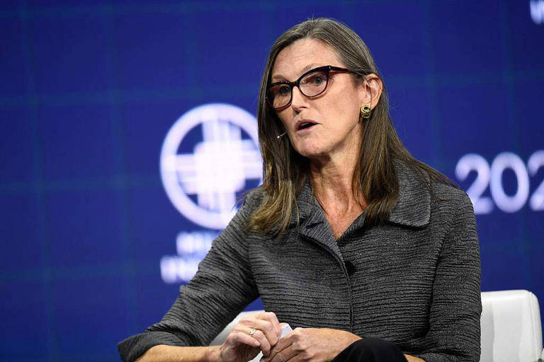 木头姐回应抛售英伟达:收益超150倍,落袋为安_凯茜·伍德_ark_net