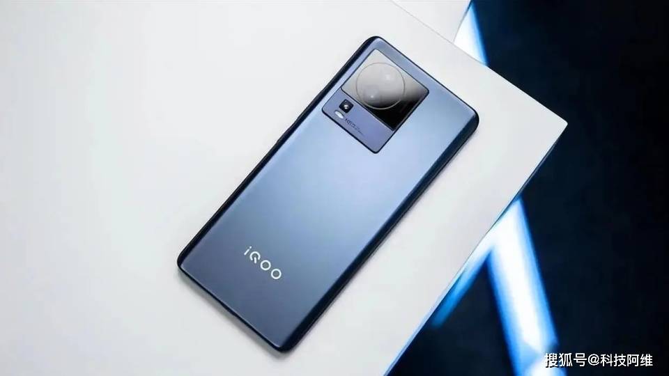 千元机皇开始清仓,4nm旗舰芯 ois光学防抖,12gb 512gb才1502元_买手机