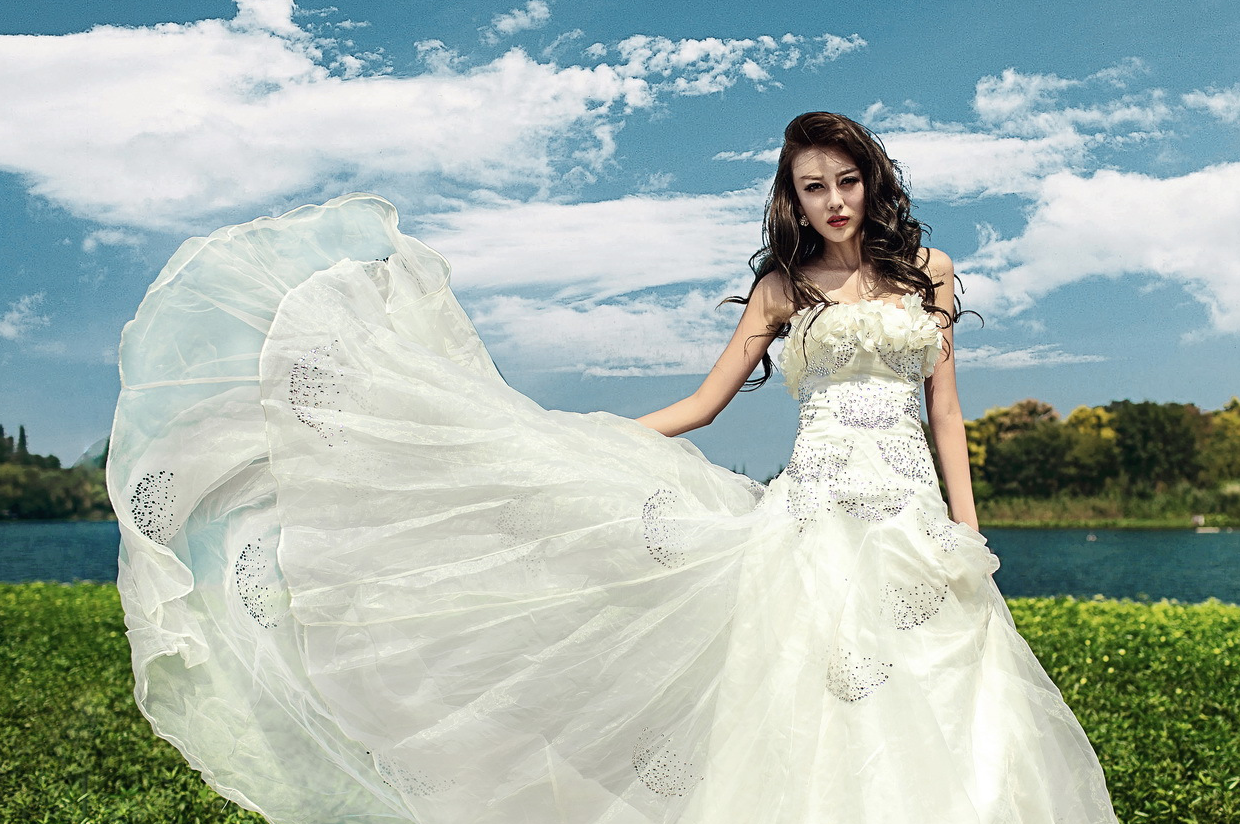 原创十二星座专属的浪漫婚纱雍容华贵尤其摩羯美的让人心颤