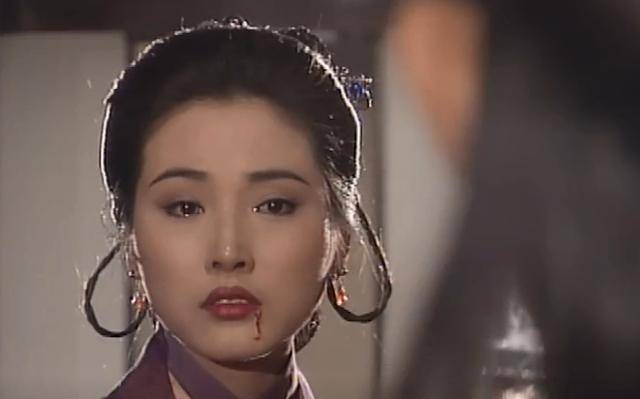 25岁出演神雕侠侣里的何沅君,19年后演父母爱情里