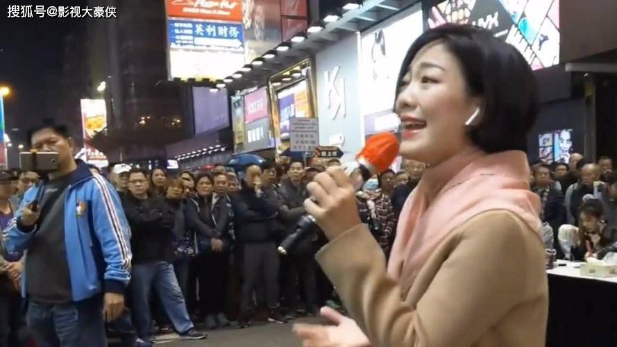 星光大道最惨冠军龙婷,刚上春晚又沦落街头卖唱,如今现状如何?