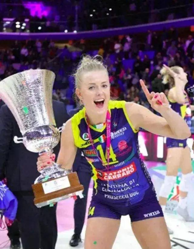 世界女排前七名二传排名如下. 中国二传也在名单之中,有望参加奥运会.