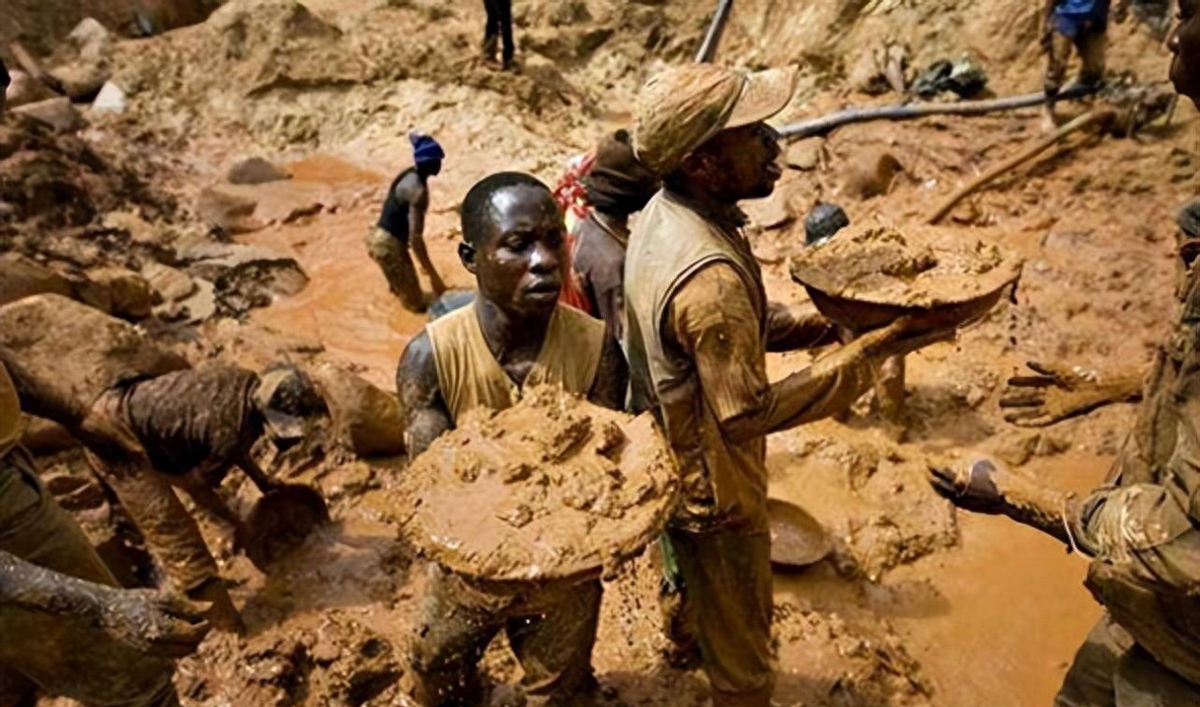 世界最孤独的金矿,为何这里遍地黄金,却很少有淘金者敢来呢?