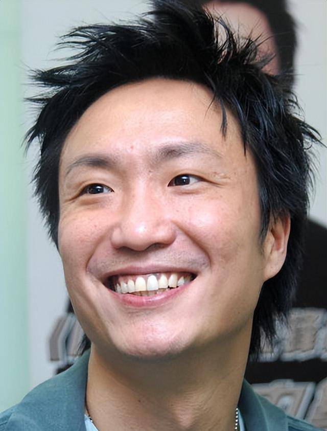 一场演唱会,暴露了郑中基的"乐坛实力",他给所有明星上了一课_程中基