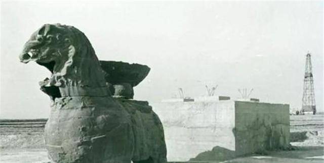 沧州"镇海吼"重32吨,屹立千年不倒,却倒在了专家的愚蠢建议上_保护