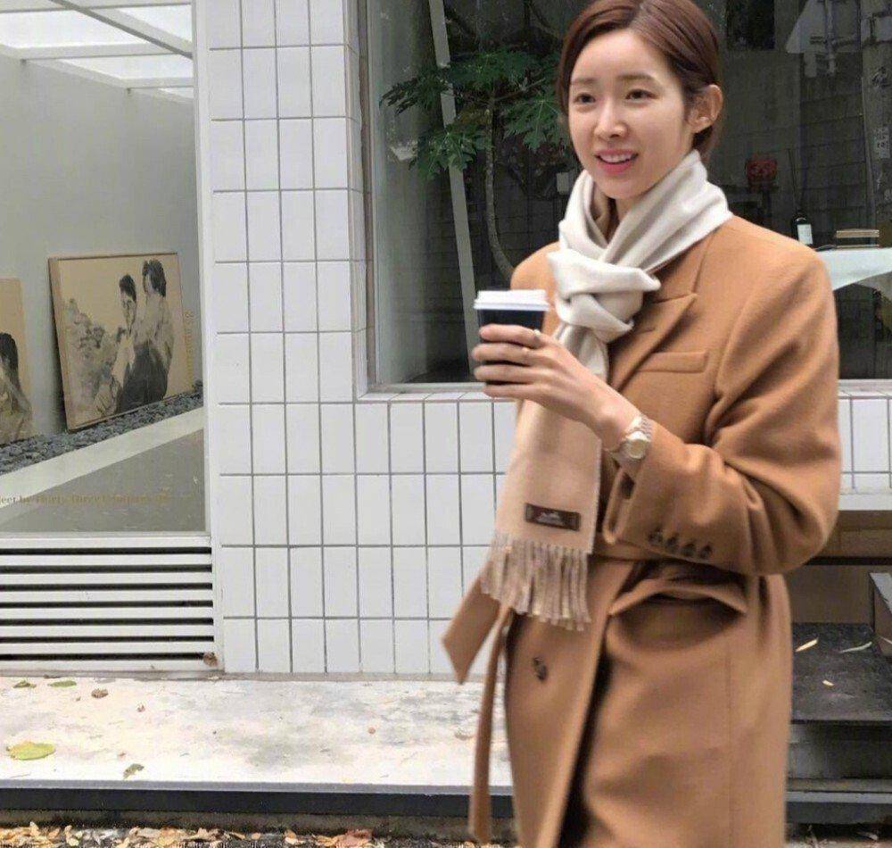 原创车静媛日常穿搭合辑一个被演艺事业耽误的穿搭博主私服超吸睛