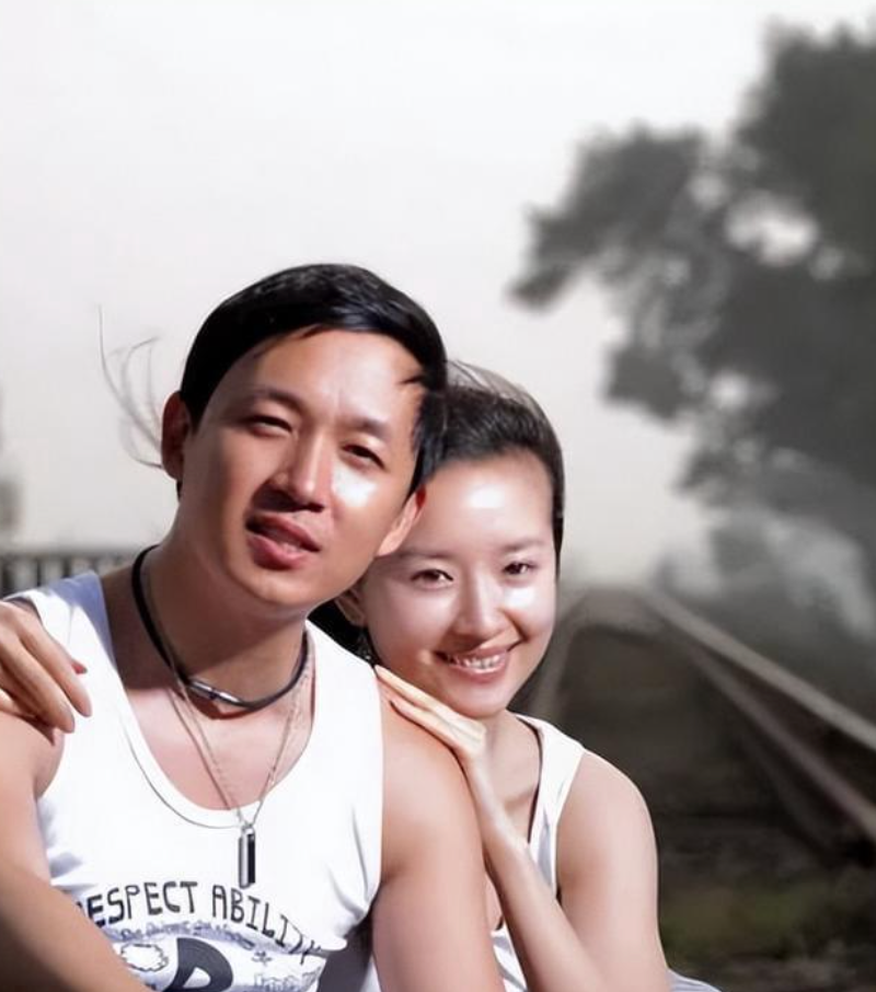 潘粤明:与董洁分手后,前妻不让我看儿子,我的亲情爱情都有泪_姥姥