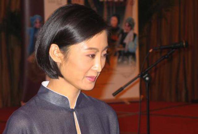 张火丁:15岁才接触京剧,三年的求学之路,比别人7年学的还多_演出_父亲