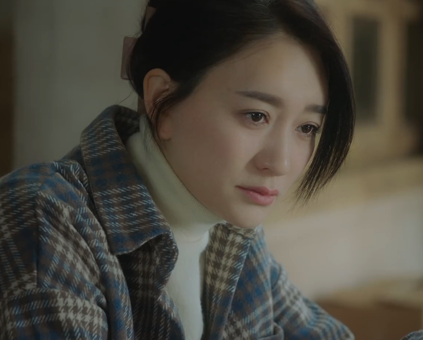 8位"苦相脸"女星:有人戏路受限,有人情路坎坷_刘雪华_琼瑶_网友