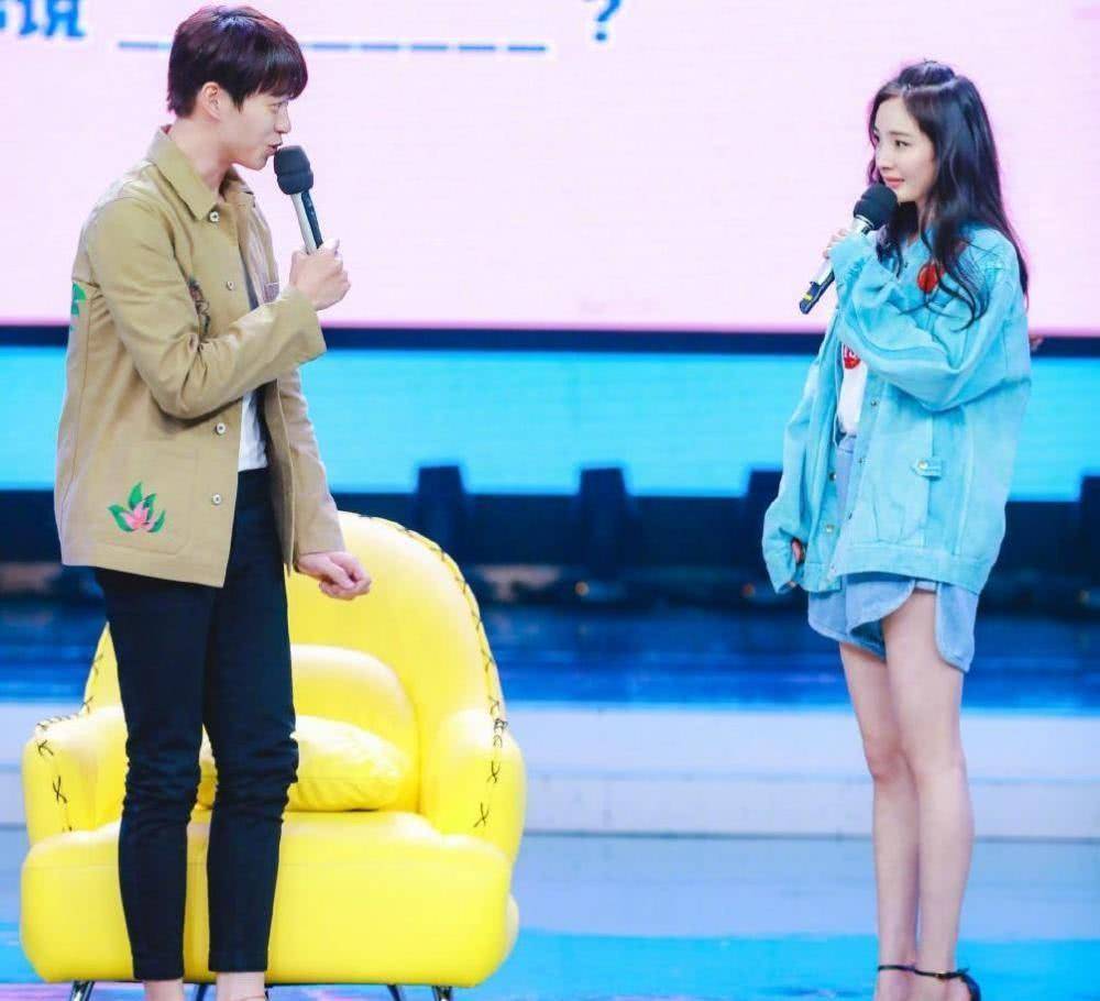 秦岚魏大勋海南被偶遇,男方爱情复杂,架不住恋爱太甜蜜_绯闻_恋情