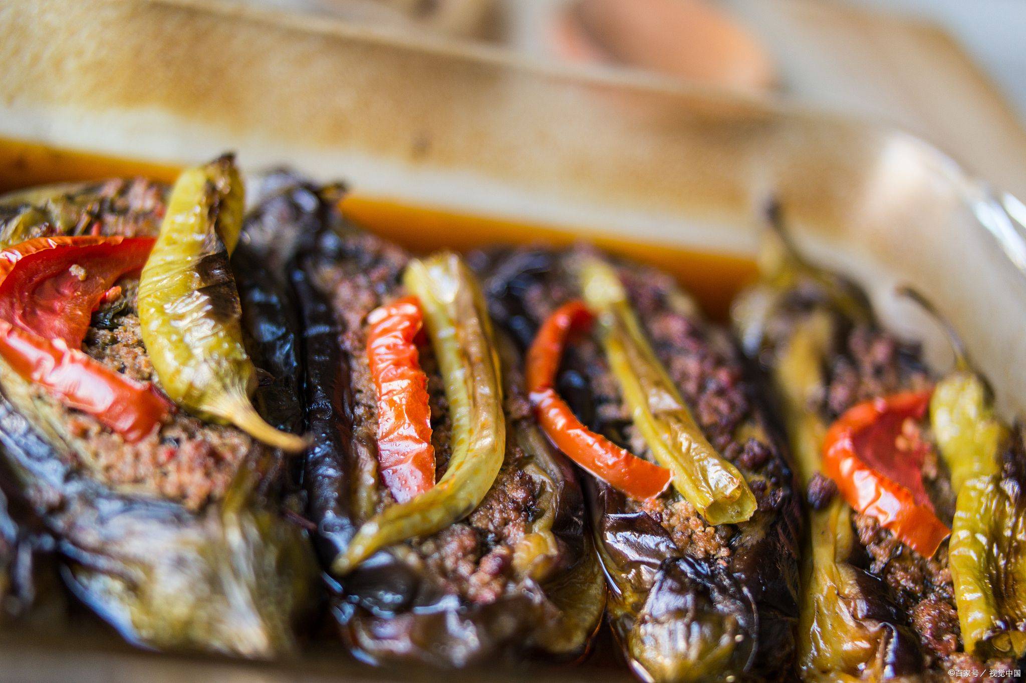 张红甫教你做丝滑鲜美:清蒸黄鳝的精妙之道_步骤_技巧_表面