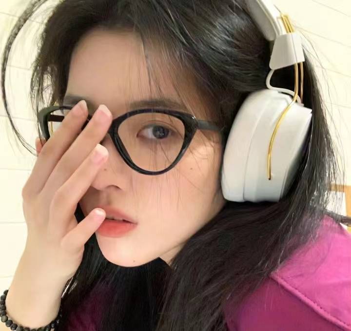 御妍苑:在纹眉后的第一个星期,颜色和形状可能会出现轻微的变化_效果