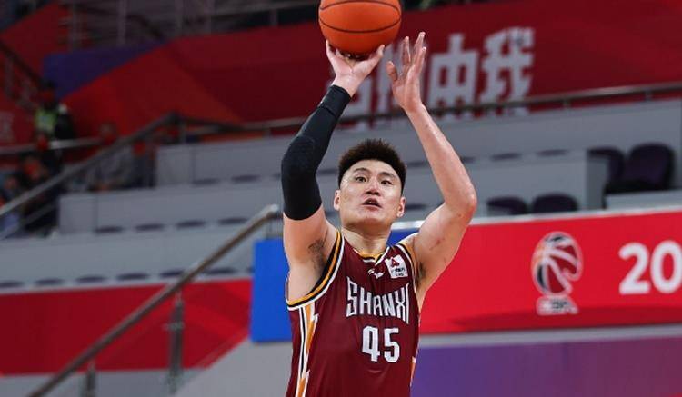 四,常林(山西男篮)出生日期:1988-11-28本赛季数据:出战34场,场均20.