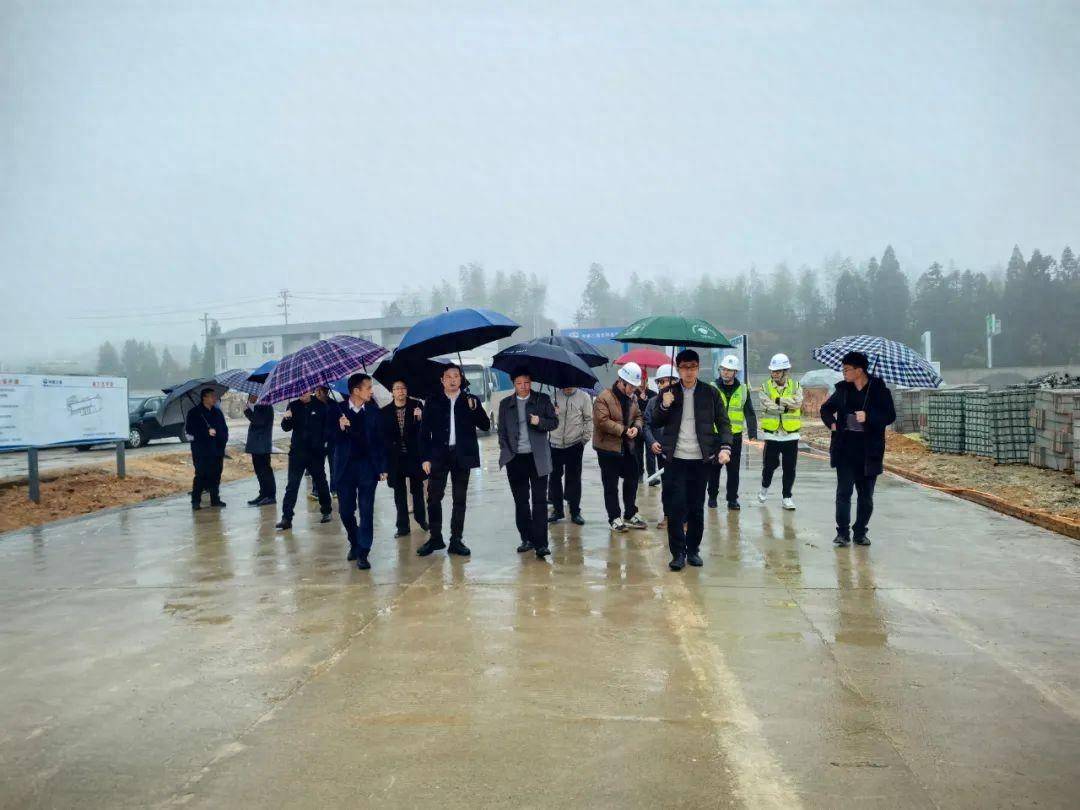 2024年2月22日上午,寿宁县政府县长张永森率领县政府常务副县长温加森