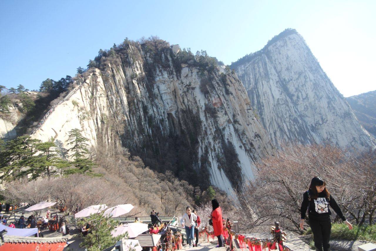 戚建庄‖美丽中国摄影诗歌之陕西省篇/华山传说_苍龙_五峰_师父