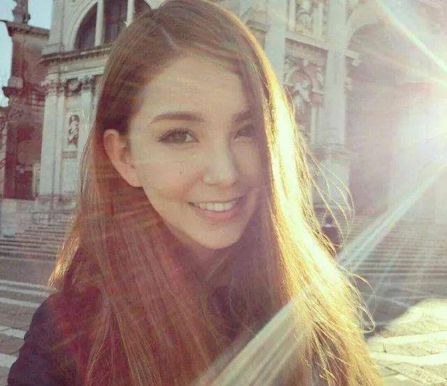 昆凌:曾迷恋小哥,近况3天坐轮椅试镜,为何对侯佩岑耿耿于怀_周杰伦