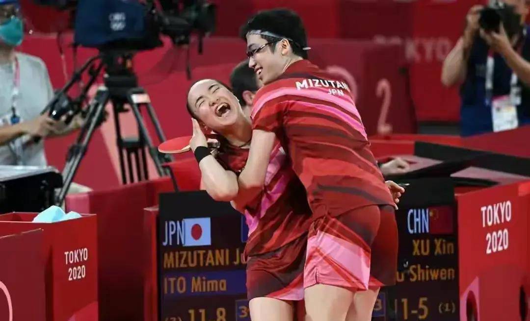 三,乒乓球单打大满贯成员:16615男单,瓦尔德内尔,刘国梁,孔令辉