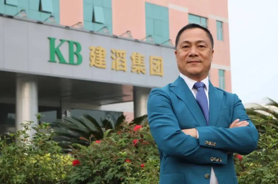 原创张国荣欲清盘碧桂园他才是隐形富豪是多家地产巨头背后金主