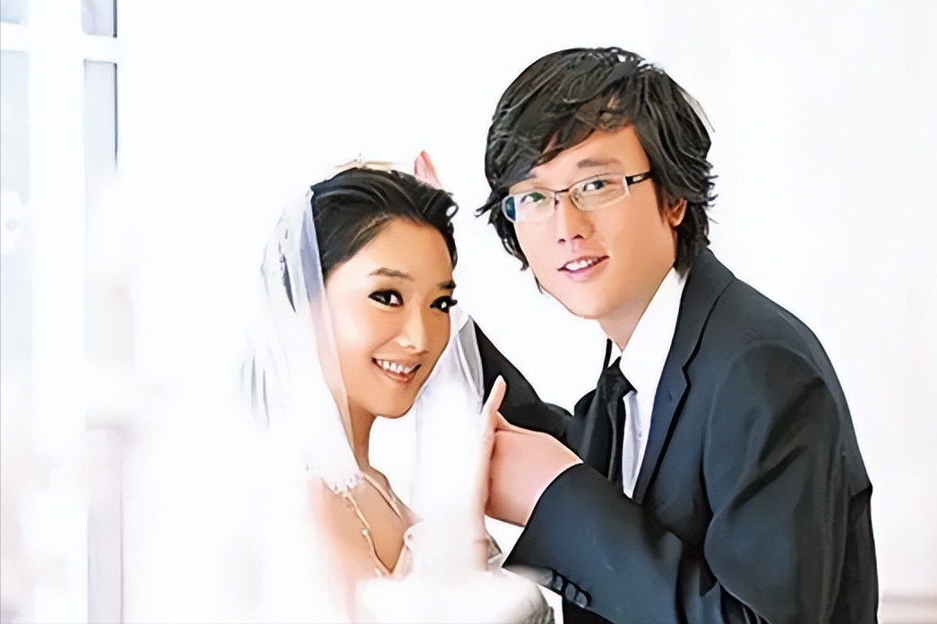 5年后再看玖月奇迹,才明白王小玮为何坚定的离开,玲花都说对了_凤凰