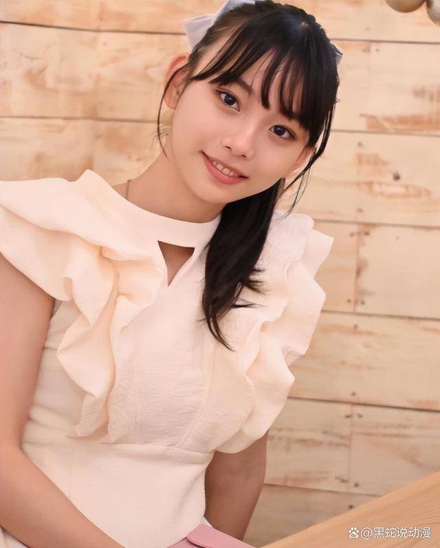 假面骑士歌查德女主新写真 青春版刃唯阿 身材不错 演技有待提高_时候