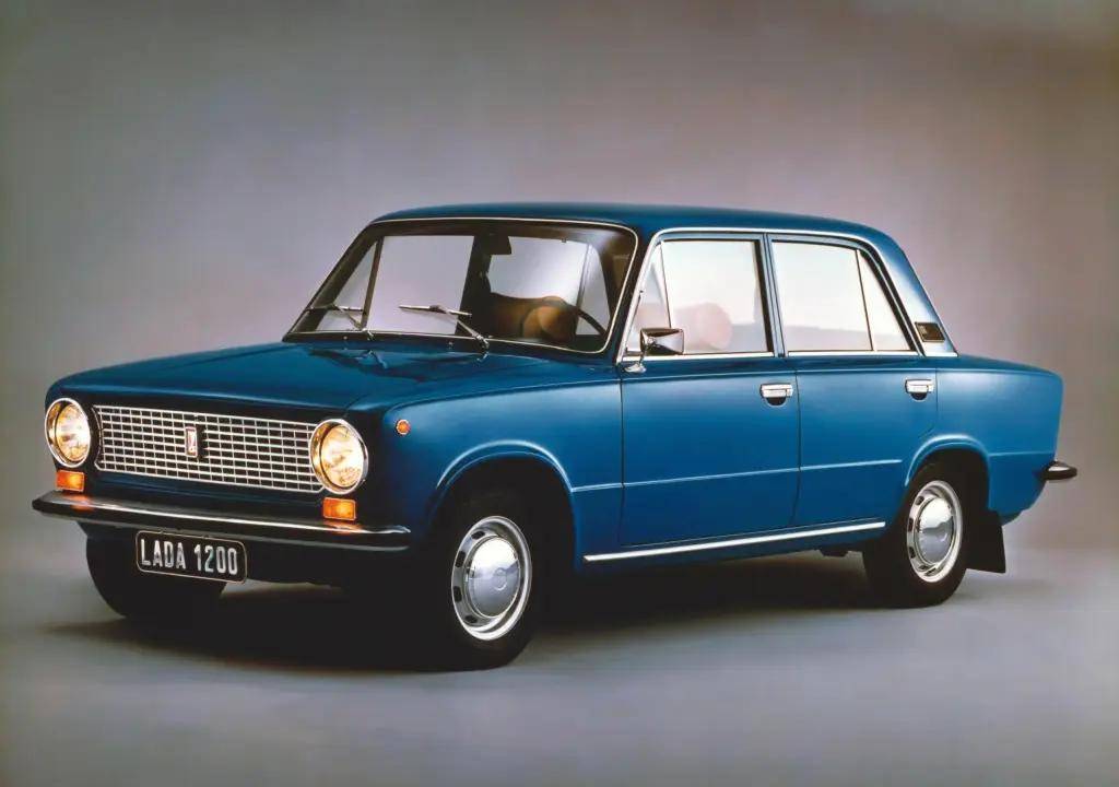 80年代中期进入国内的苏联轿车——拉达2105_搜狐汽车_搜狐网