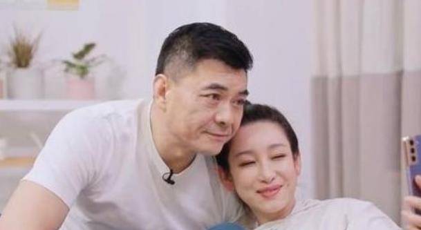原创秦海璐人设崩塌被丈夫称至今生活不能自理全靠王新军贴身伺候