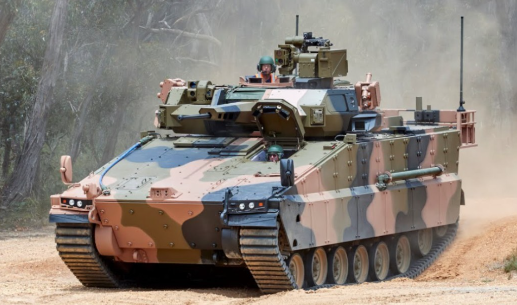 原创追赶世界第一中国的第三代履带式步兵战车如何发展