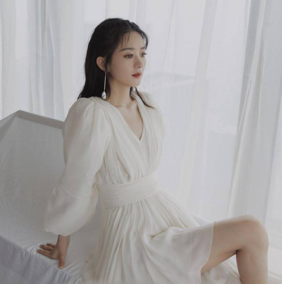 原创赵丽颖终于熟了晒健身照秀肌肉线条冯绍峰赚了