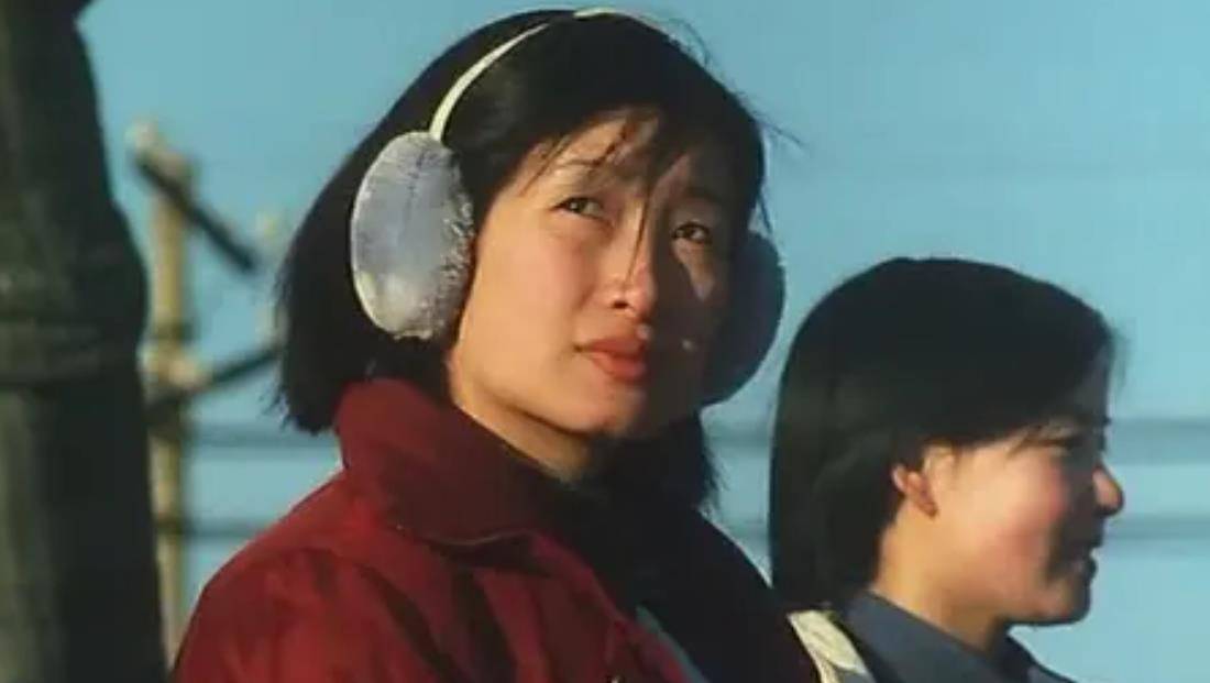 秦海璐:配角也能演出主角光芒,曾被嫌弃丑,照片被扔垃圾桶_影后_电影
