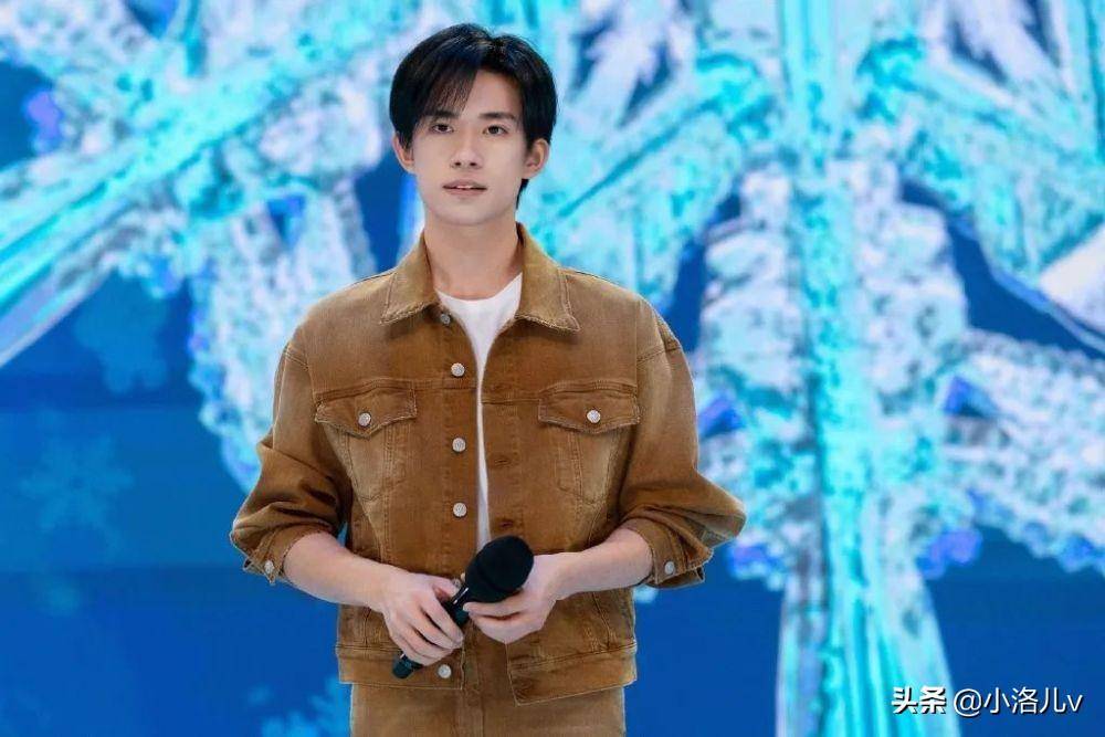 易烊千玺刘浩存热恋?刘昊然停工了?毛晓彤获大佬认可?_资源_品牌_话题