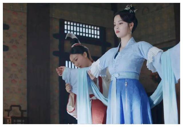 欧阳娜娜演绎《永安梦》美人风采,真是虎背熊腰!_身材_差距_表演