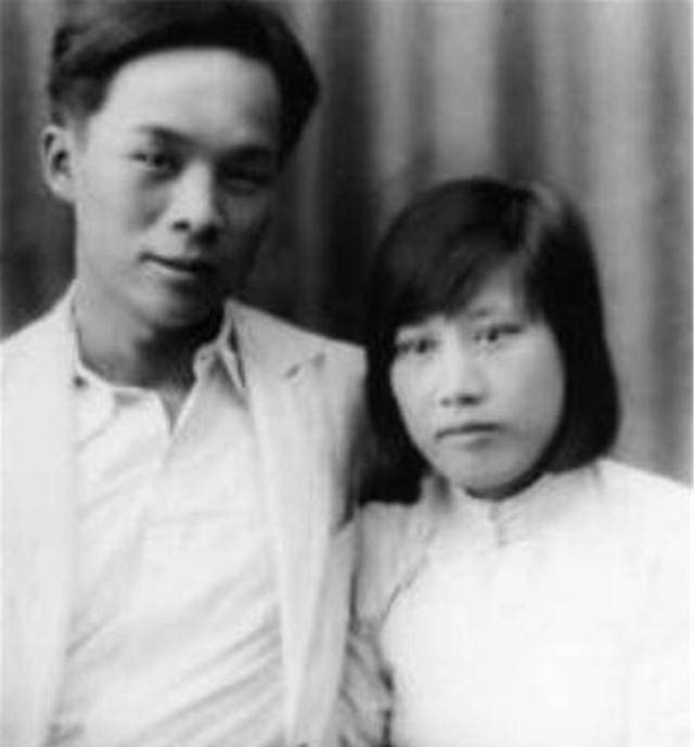 范秀美在遇到胡兰成以前,一直在安份地守寡,也没有令嫁他人的心思.