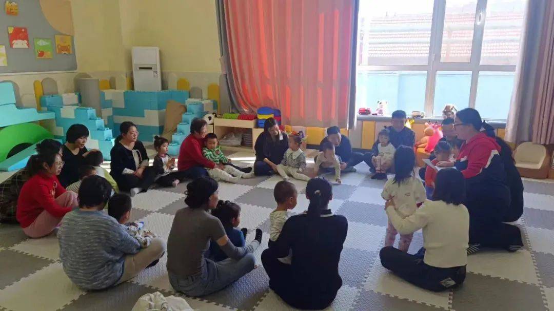 曹妃甸第一幼儿园召开新学期体验式家长会_教育_家园_交流