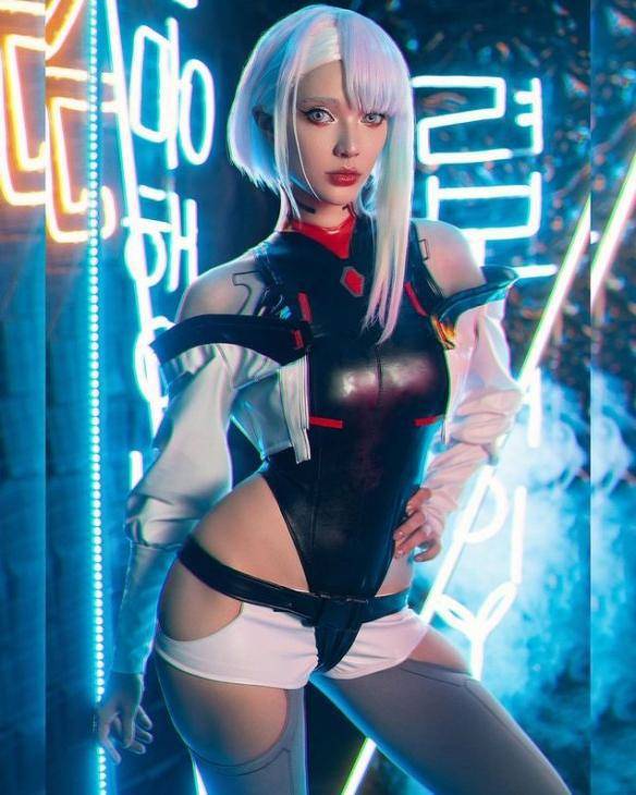 原创国内漫展为何禁止胶衣cos入场女鼓包男压枪是小事关键是这个