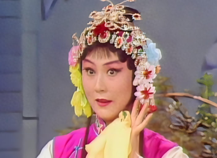 《红灯记》李铁梅,从结婚到丈夫去世,仅4个月,82岁近况如何?
