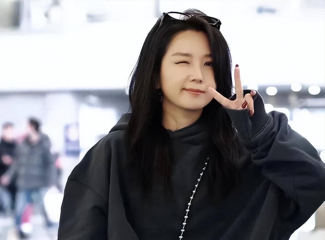 原创浪姐5咖位降级张予曦蔡文静美貌出众郑恺老婆稳坐c位