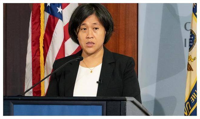 原创美版战忽局章家敦又来忽悠润人是中国特战队准备颠覆美利坚