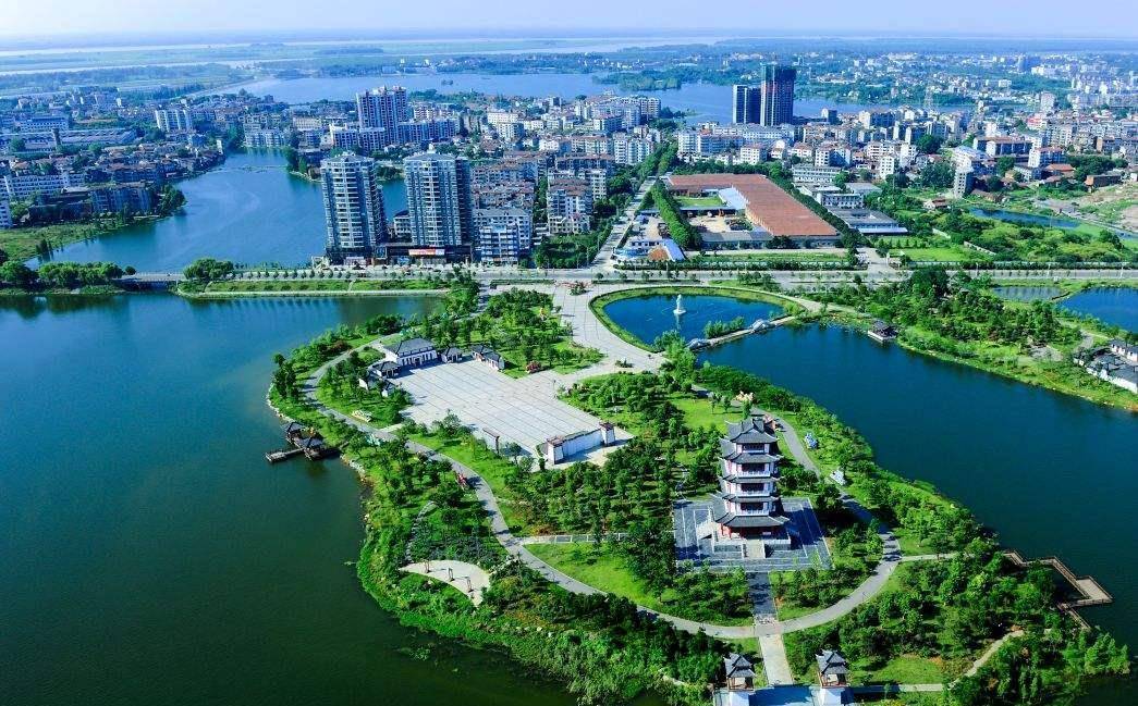 不要太良心,而且环境真的特别好,俨然一个市中心摆上几个森林公园的